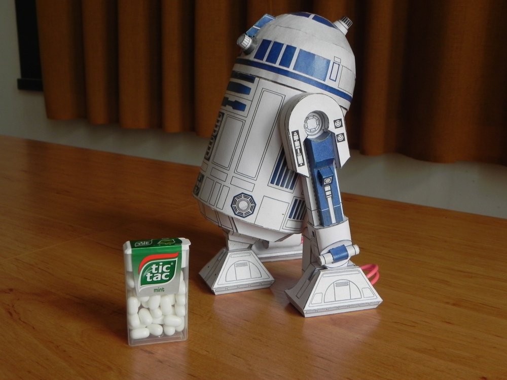 R2-D2 (Plná velikost v novém okně) R2-D2