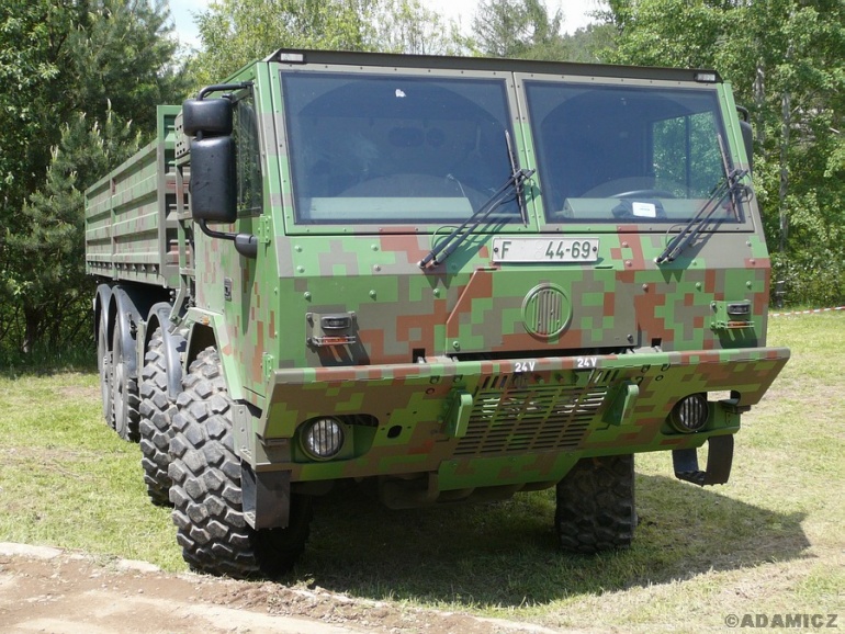 Řada T 815-7 různé foto (Plná velikost v novém okně) Řada T 815-7 různé foto