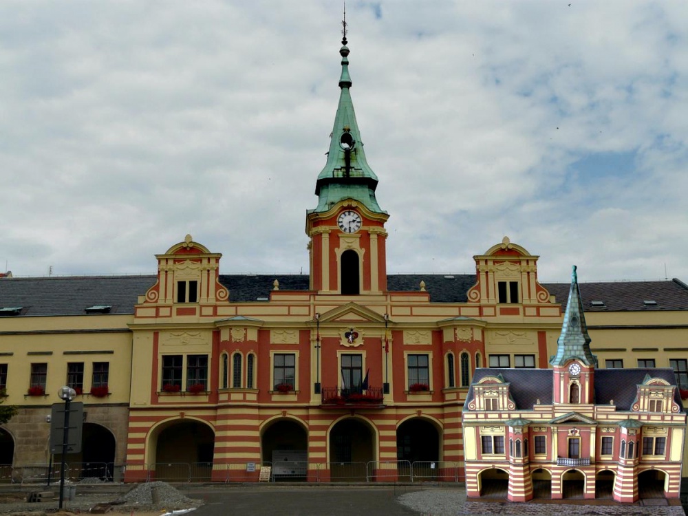 radnice Mělník (Plná velikost v novém okně) radnice Mělník