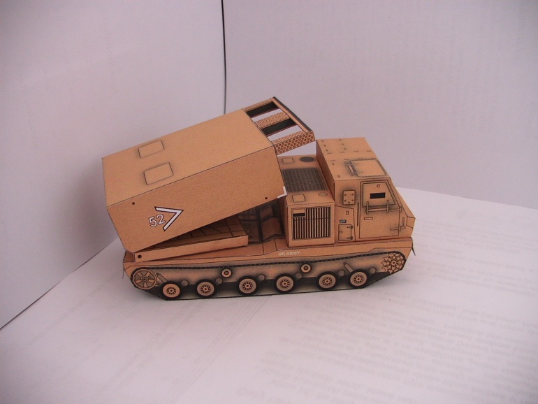 Raketomet MLRS M-270