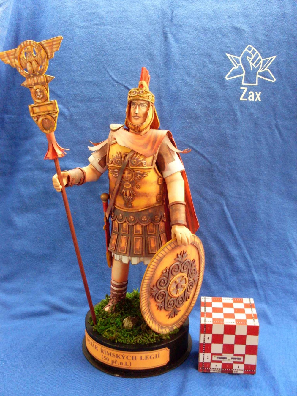Figurky (Plná velikost v novém okně) Figurky