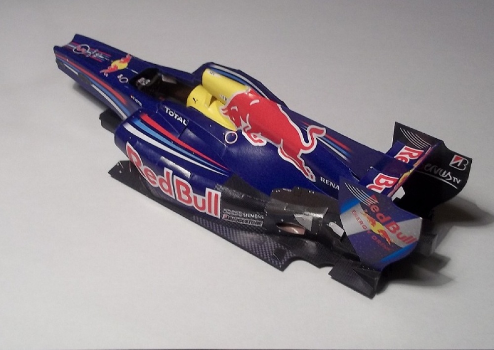 Red Bull RB6 - Spain GP 2010, Sebastian Vettel (Plná velikost v novém okně) Red Bull RB6 - Spain GP 2010, Sebastian Vettel