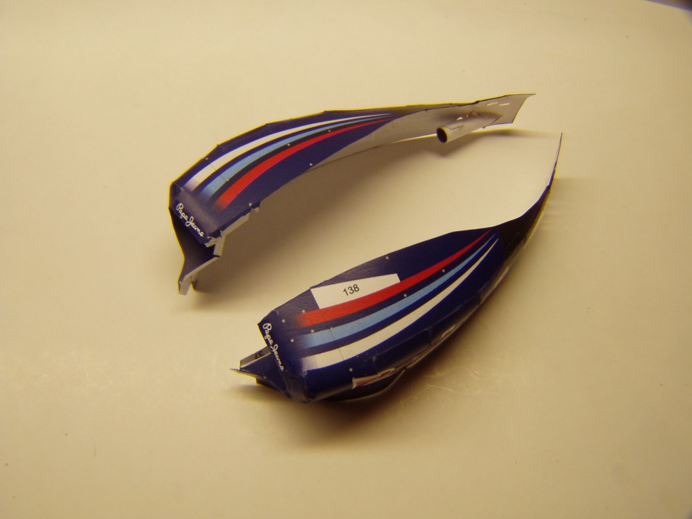 Red Bull RB6, 2010, S. Vettel (Plná velikost v novém okně) Red Bull RB6, 2010, S. Vettel