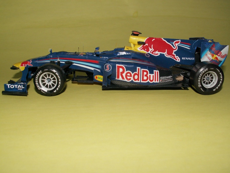 Red Bull RB6 (Plná velikost v novém okně) Red Bull RB6