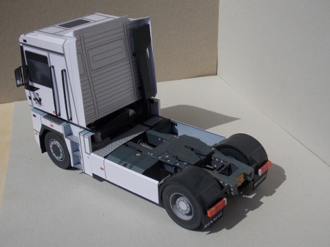 Renault Magnum