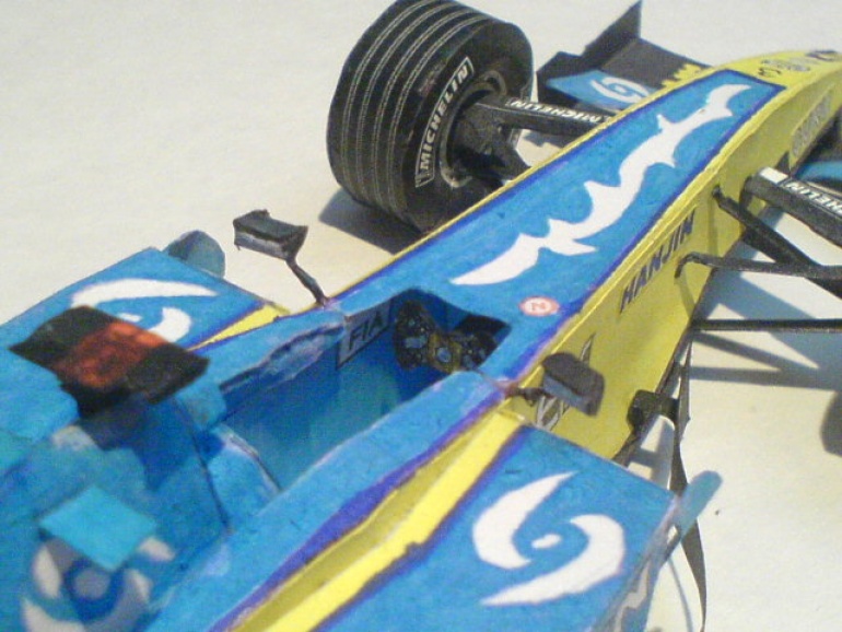 Renault R25 Fernando Alonso 2005 (Plná velikost v novém okně) Renault R25 Fernando Alonso 2005
