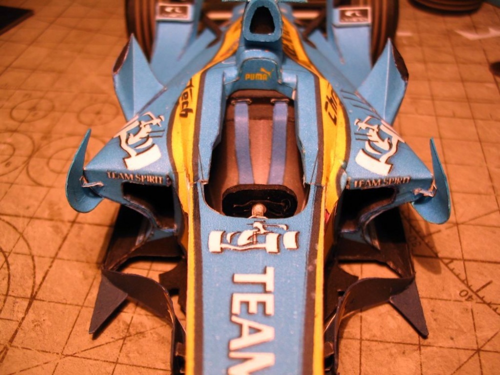 184704