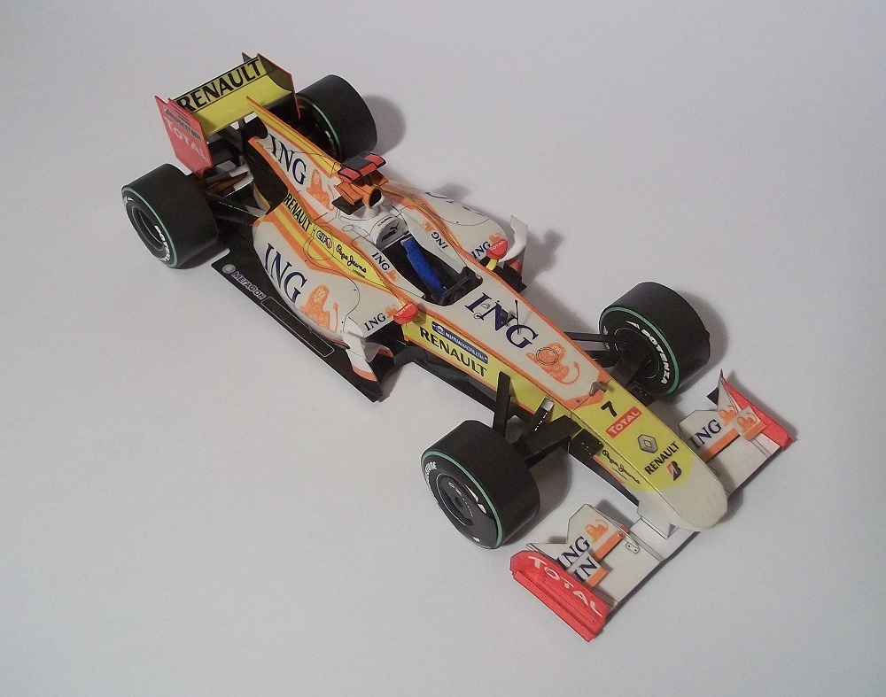 Renault R29 - Fernando Alonso, German GP 2009 (Plná velikost v novém okně) Renault R29 - Fernando Alonso, German GP 2009