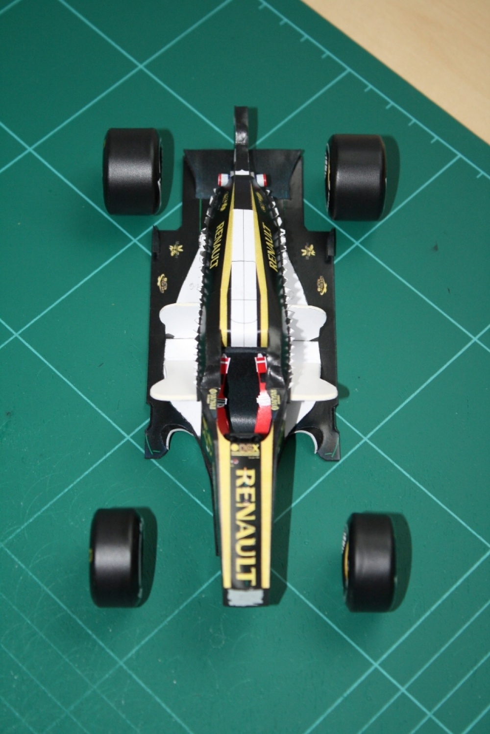 Renault R31 (Plná velikost v novém okně) Renault R31