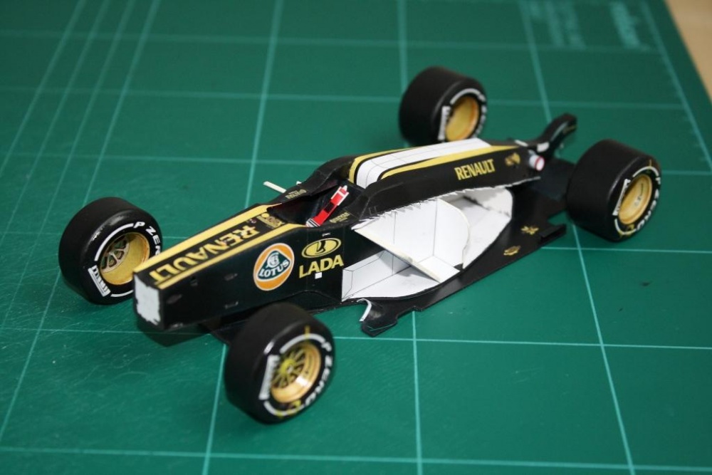 Renault R31 (Plná velikost v novém okně) Renault R31