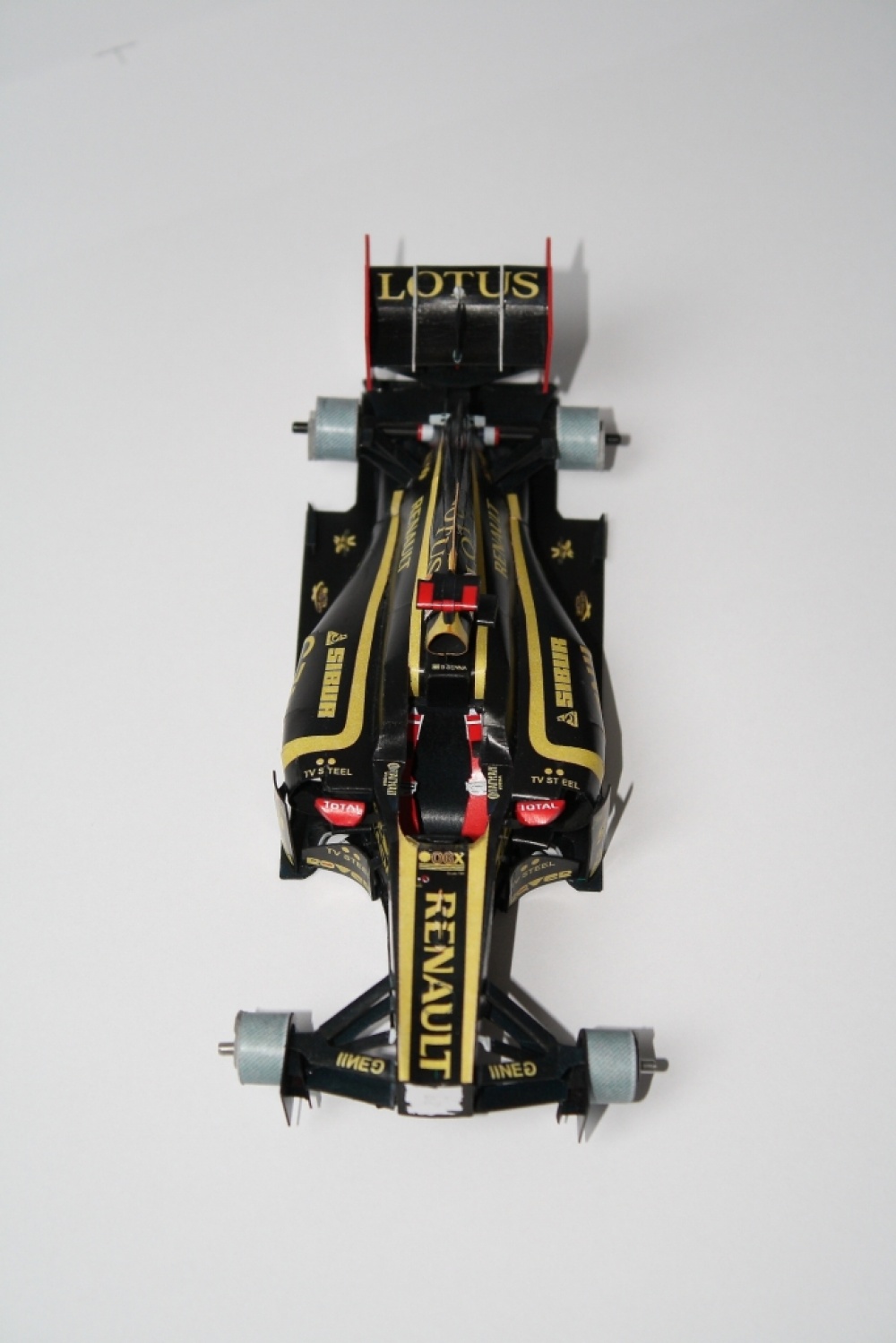 Renault R31 (Plná velikost v novém okně) Renault R31