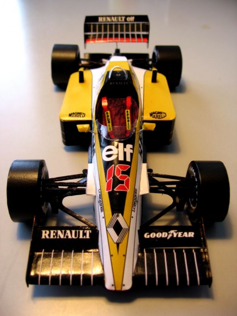 Renault RE 60 (Plná velikost v novém okně) Renault RE 60