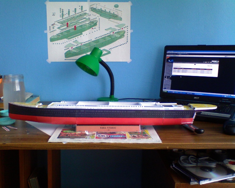 RMS Titanic (Plná velikost v novém okně) RMS Titanic