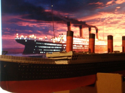 R.M.S. TITANIC R.M.S. TITANIC