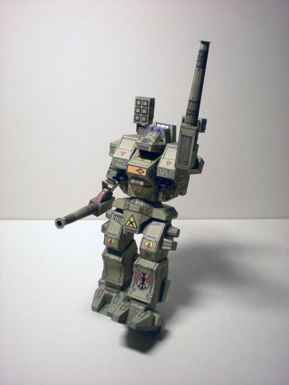 Robot Battletech VHM-6R (Pln� velikost v nov�m okn�) Robot Battletech VHM-6R