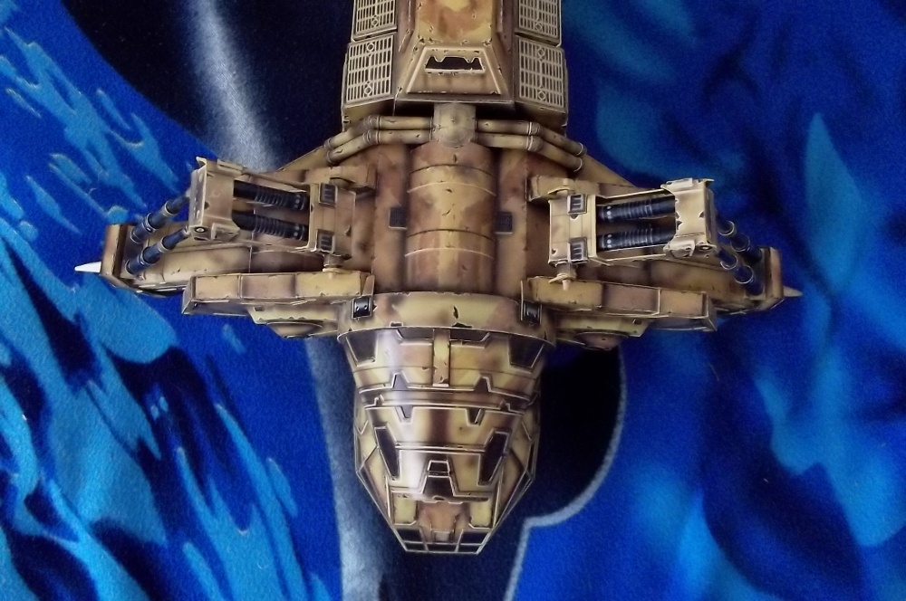 253076