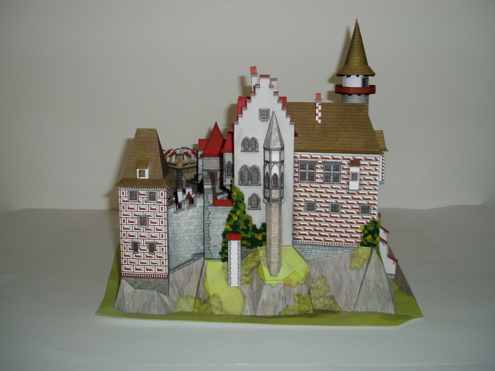 Romantický hrad (Plná velikost v novém okně) Romantický hrad