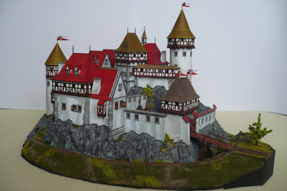 Romantický hrad ze 14. stol. (Plná velikost v novém okně) Romantický hrad ze 14. stol.