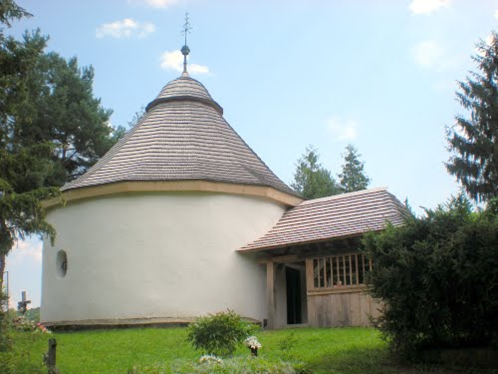 rotunda SV. Anny Prihradzany SK (Plná velikost v novém okně) rotunda SV. Anny Prihradzany SK