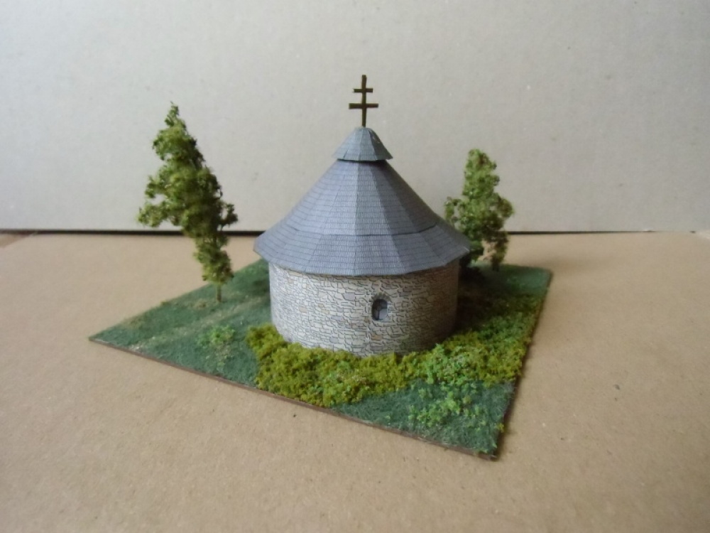 rotunda SV. Anny Prihradzany SK (Plná velikost v novém okně) rotunda SV. Anny Prihradzany SK