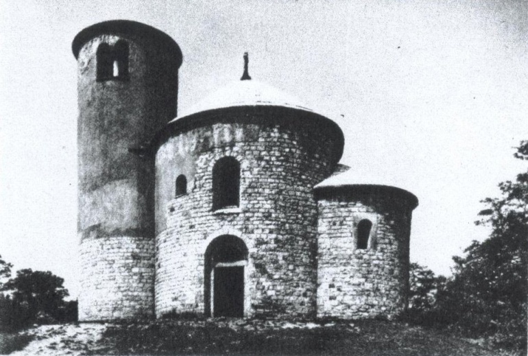 Rotunda sv. Jiří na Řípu (Plná velikost v novém okně) Rotunda sv. Jiří na Řípu
