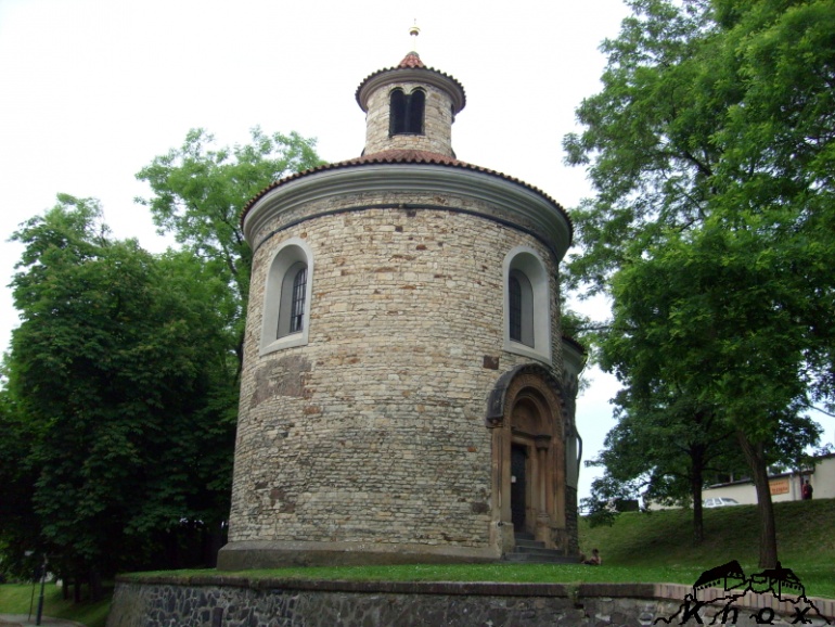 Rotunda sv. Martina (Plná velikost v novém okně) Rotunda sv. Martina