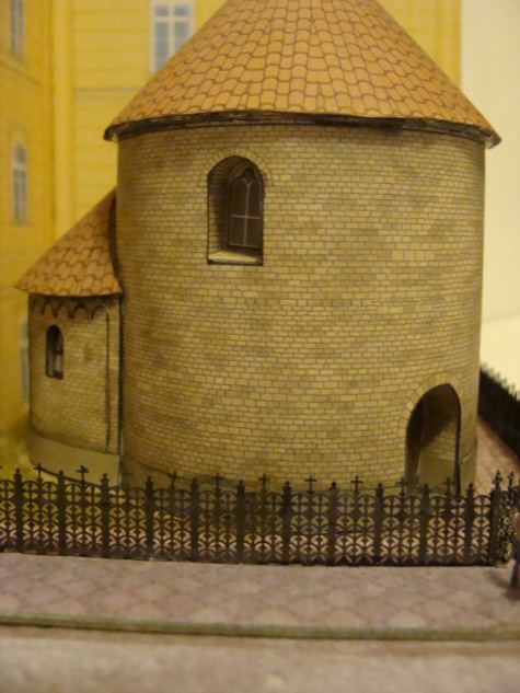 rotunda Sv.Kříže Menšího rotunda Sv.Kříže Menšího