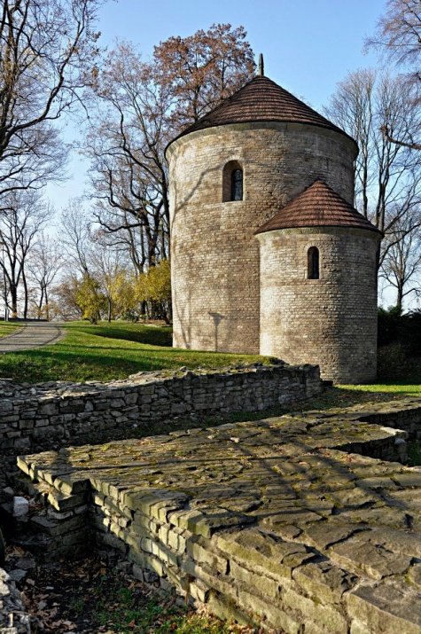 rotunda Sv.Mikul�e a V�clava �esk� T��n