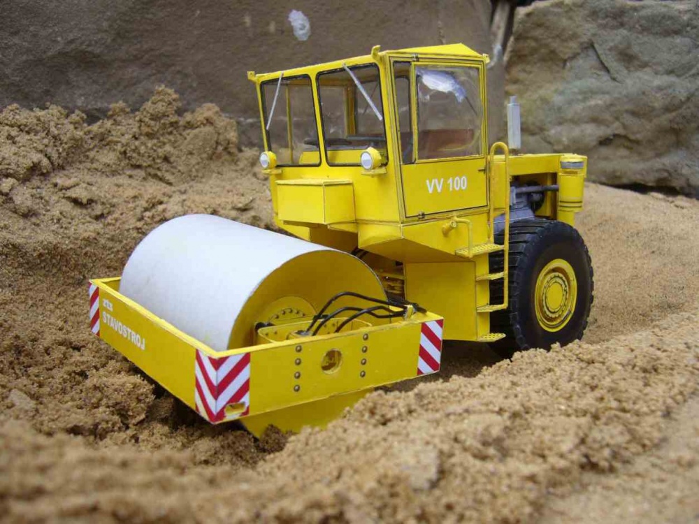 Vibrační válec VV 100-Beta (Plná velikost v novém okně) Vibrační válec VV 100-Beta