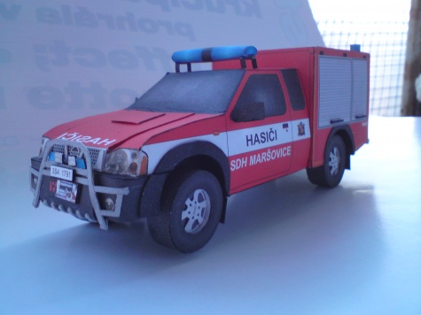 RZA Nissan Pick-up King Cab 2,5 TDi 4x4 RZA Nissan Pick-up King Cab 2,5 TDi 4x4