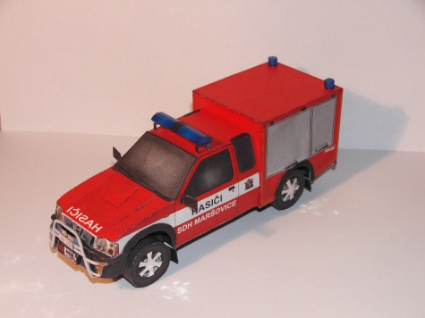 RZA Nissan Pick-Up King Cab 2,5 TDi 4x4 RZA Nissan Pick-Up King Cab 2,5 TDi 4x4