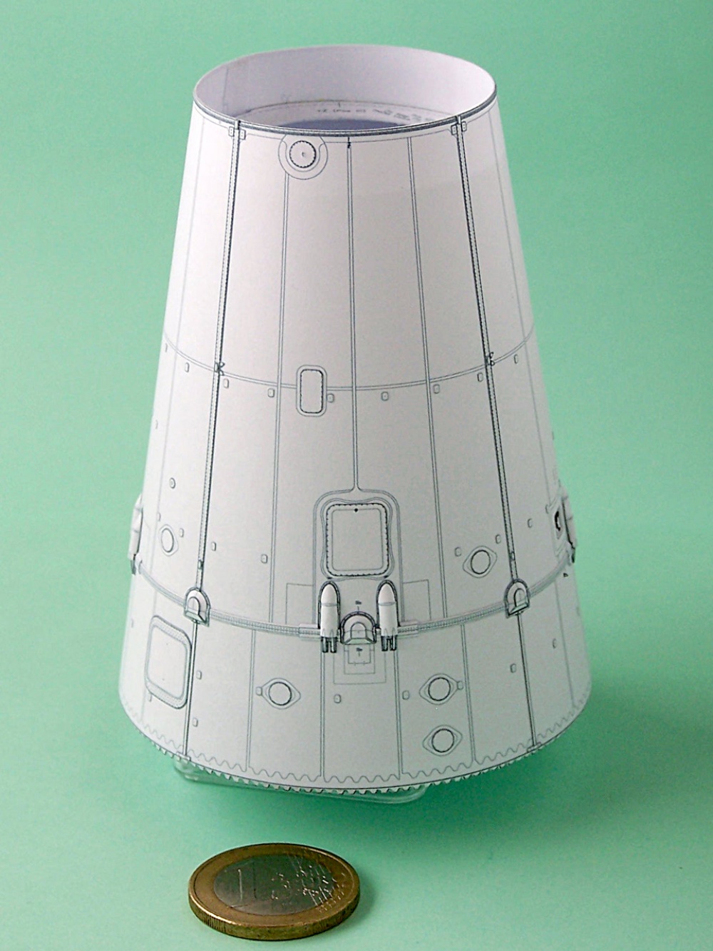 Saturn V (Plná velikost v novém okně) Saturn V