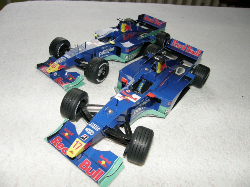 Sauber C 19 (Plná velikost v novém okně) Sauber C 19