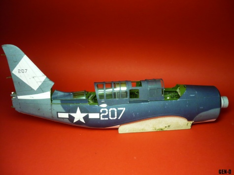 SB2C-4 Helldiver SB2C-4 Helldiver