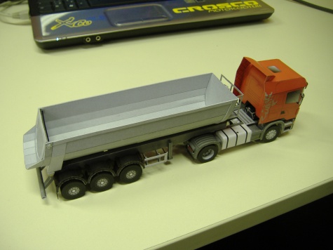 SCANIA a FRIGO  n�v�s