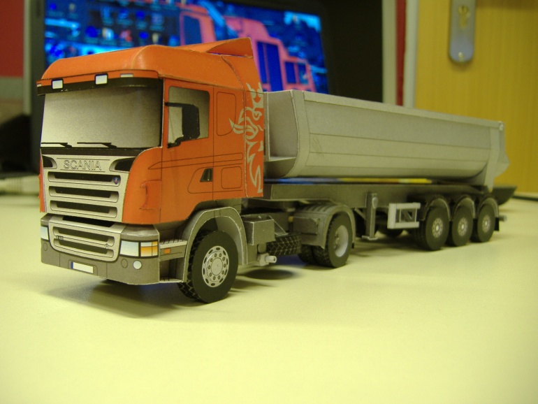 SCANIA a FRIGO návěs (Plná velikost v novém okně) SCANIA a FRIGO návěs