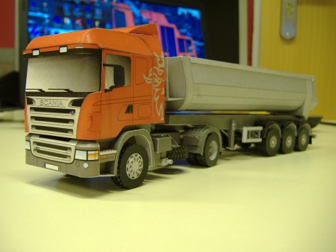 SCANIA a FRIGO  n�v�s