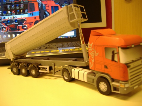 SCANIA a FRIGO  n�v�s
