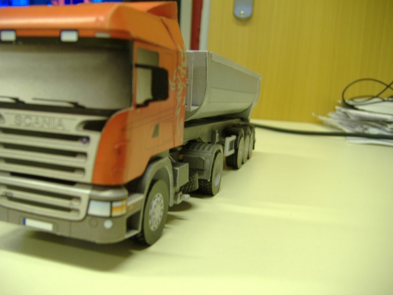 SCANIA a FRIGO návěs (Plná velikost v novém okně) SCANIA a FRIGO návěs