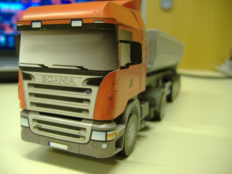 SCANIA a FRIGO  n�v�s