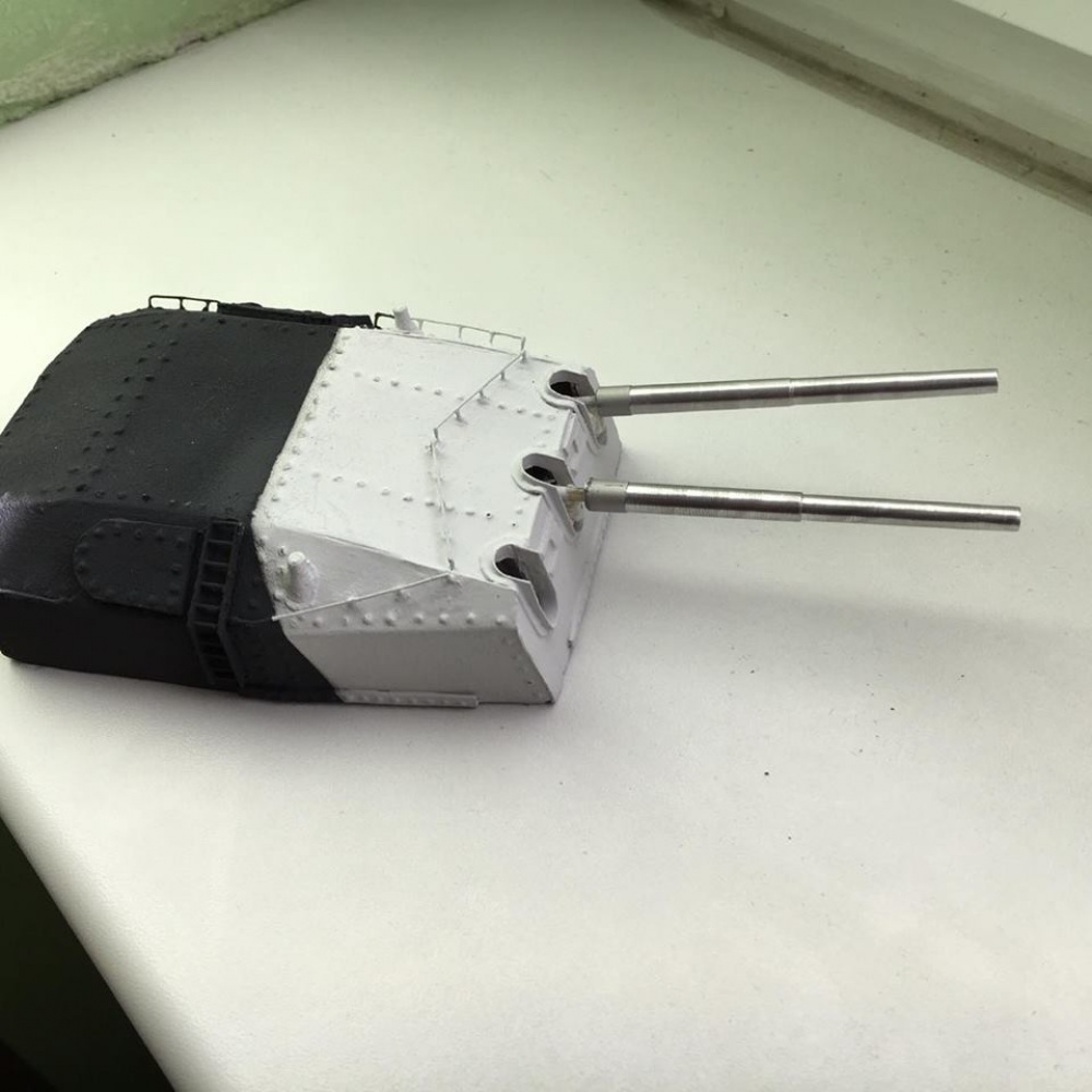 300464