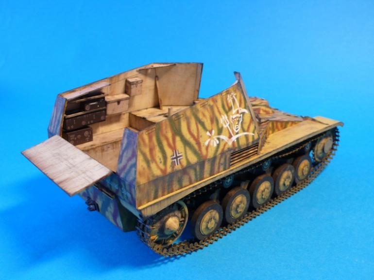 Sd. Kfz. 124 Wespe (Plná velikost v novém okně) Sd. Kfz. 124 Wespe