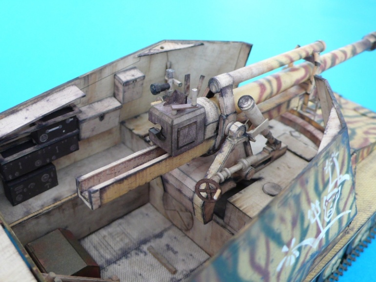 Sd. Kfz. 124 Wespe (Plná velikost v novém okně) Sd. Kfz. 124 Wespe