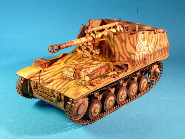 Sd. Kfz. 124 Wespe (Plná velikost v novém okně) Sd. Kfz. 124 Wespe
