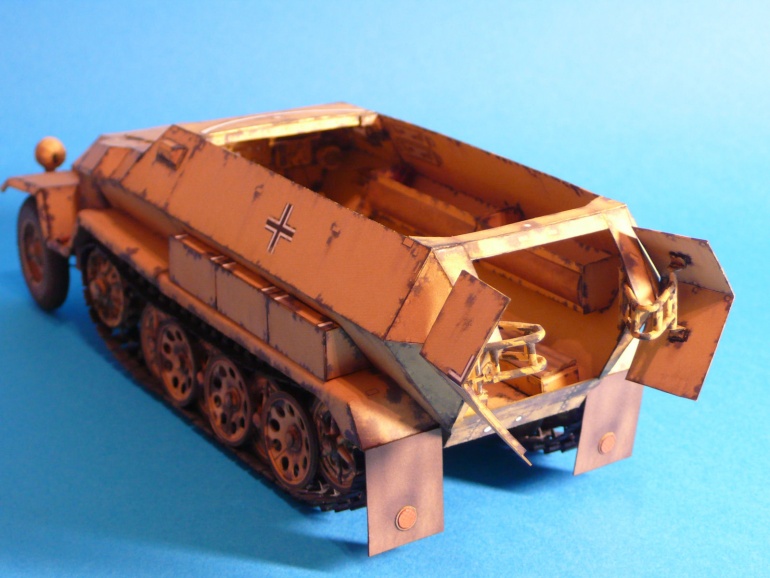 Sd. Kfz. 251/1 Ausf. C (Plná velikost v novém okně) Sd. Kfz. 251/1 Ausf. C