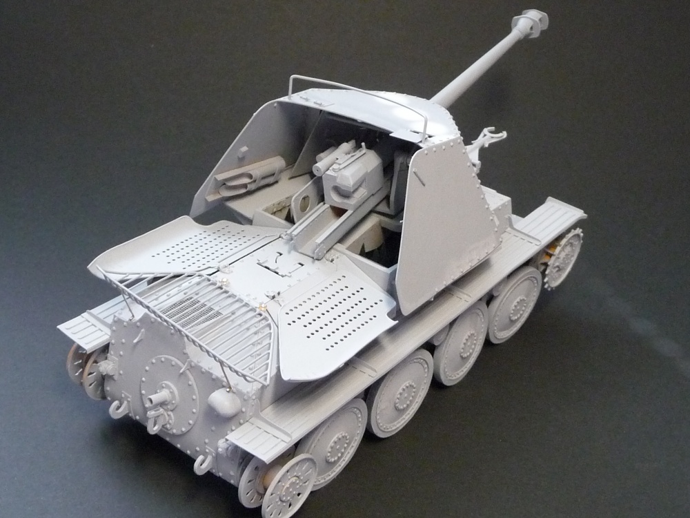 Sd.Kfz. 138 - Marder Ausf. H (Plná velikost v novém okně) Sd.Kfz. 138 - Marder Ausf. H