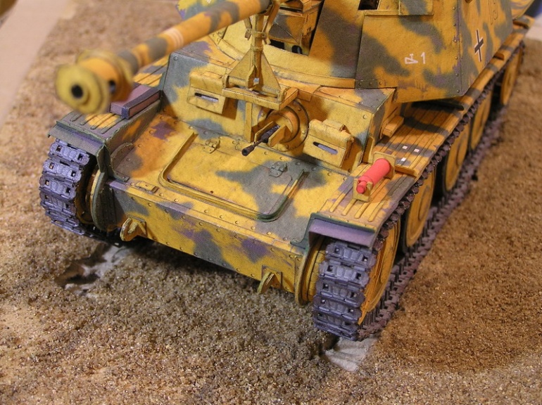Sd.Kfz. 138 Marder III Ausf. H (Plná velikost v novém okně) Sd.Kfz. 138 Marder III Ausf. H