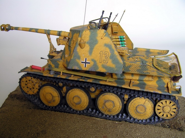 Sd.Kfz. 138 Marder III Ausf. H (Plná velikost v novém okně) Sd.Kfz. 138 Marder III Ausf. H