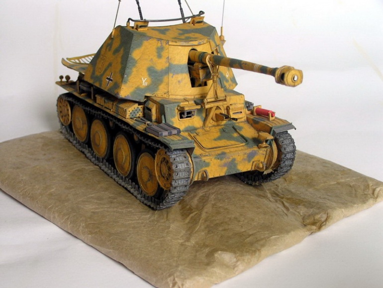 Sd.Kfz. 138 Marder III Ausf. H (Plná velikost v novém okně) Sd.Kfz. 138 Marder III Ausf. H
