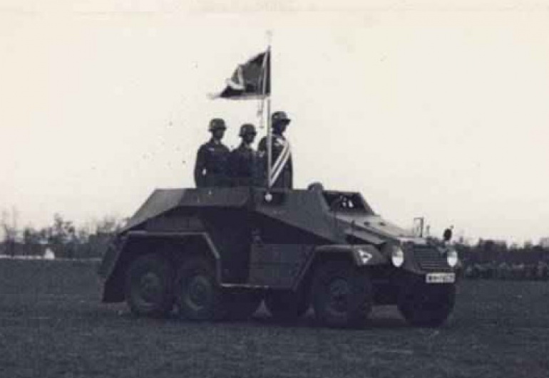 Sd.Kfz. 247 (Plná velikost v novém okně) Sd.Kfz. 247